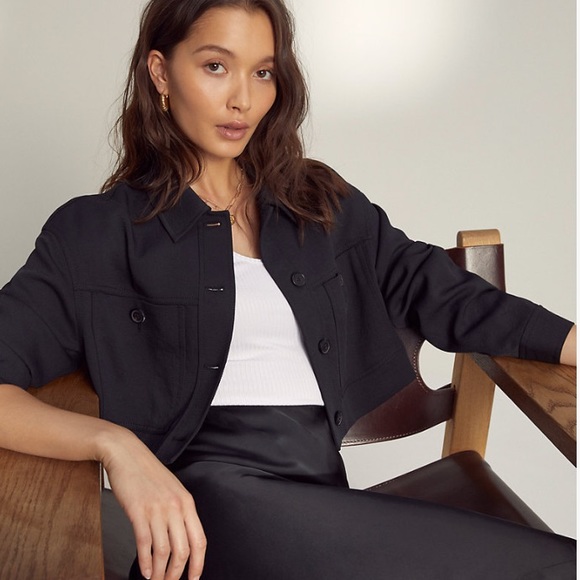 Aritzia - little cropped jacket (black) - Picture 4 of 10